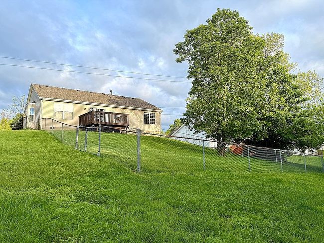 Image of 231 Signal Ridge Rd