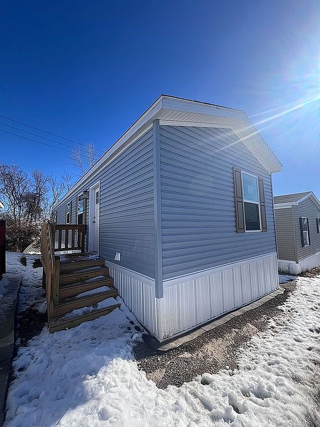 Image of 3200 Oakland Ave