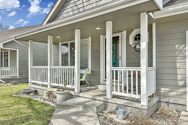 Additional photo 2 of property located at 1124 Se Mallard Creek Dr