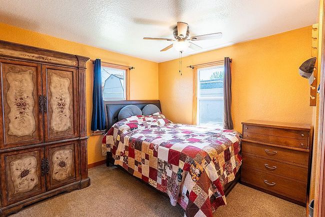 Image of 416 E Bruneau Pl