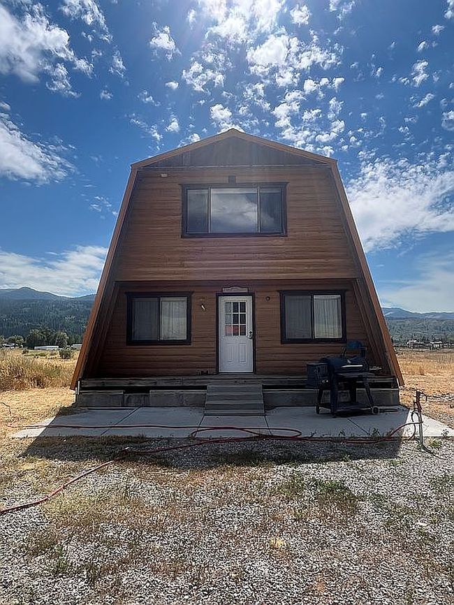 Photo of 191 Pineview Ln, Irwin, ID