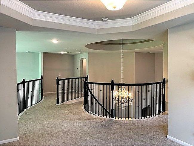 Image of 229 Bronze View Dr