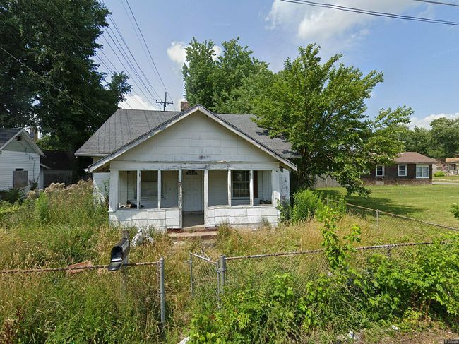 Photo of 315 E 10th St, Marion, IN
