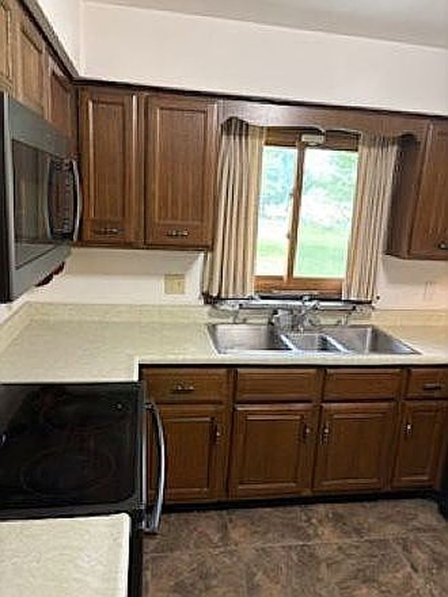 Image of 107 Sequoia Dr