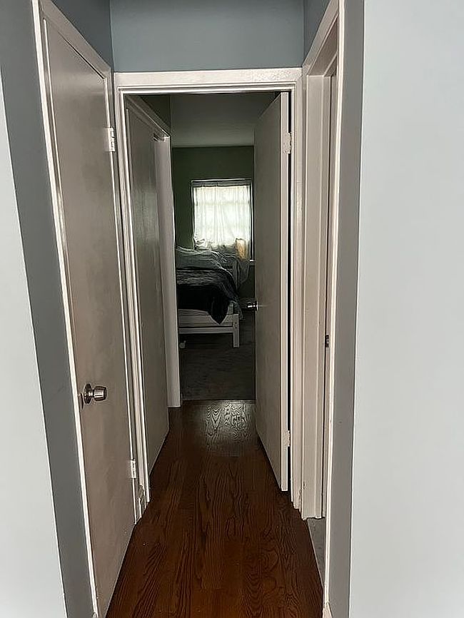 Photo of 55 Tulip Ave Apt 5-4, Floral Park, NY