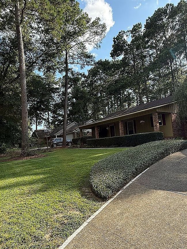 Photo of 211 Delta Dr, Hattiesburg, MS