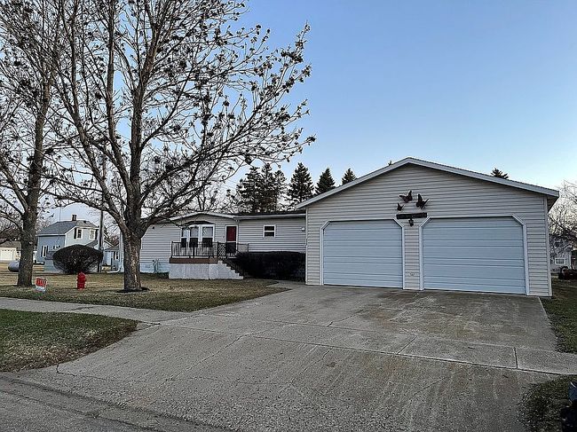 Image of 212 C Ave E