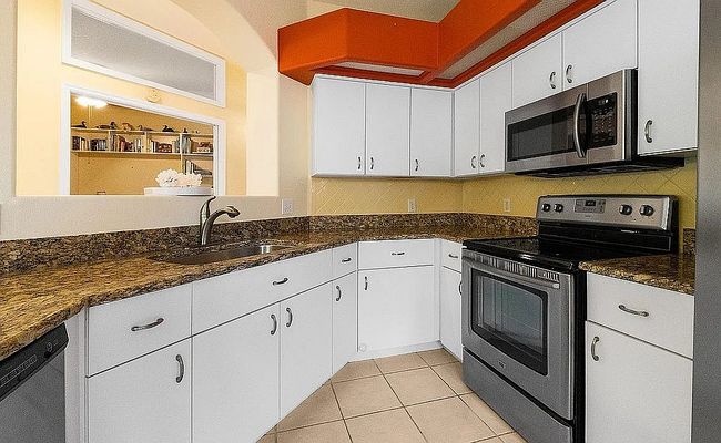 Image of 4489 Golf Club Ln