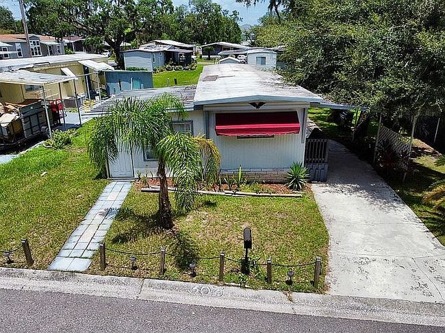 Photo of 10722 Dakota Oaks Dr, Riverview, FL