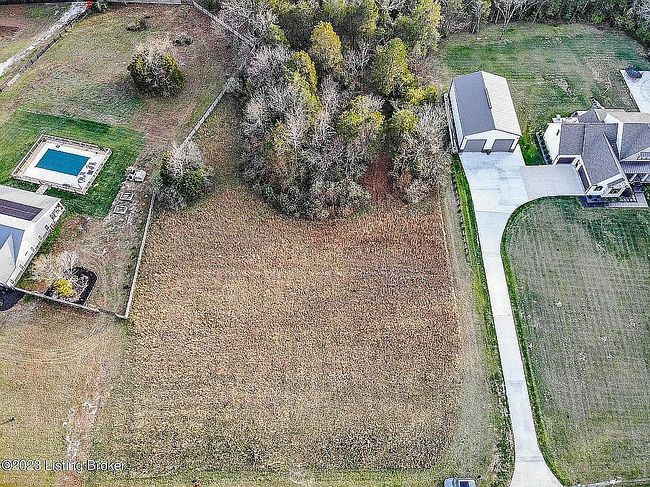 Photo of 8806 Independence School Rd, Louisville, KY