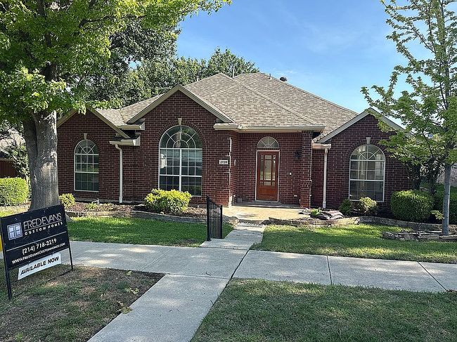 Image of 2720 Bordeaux Dr