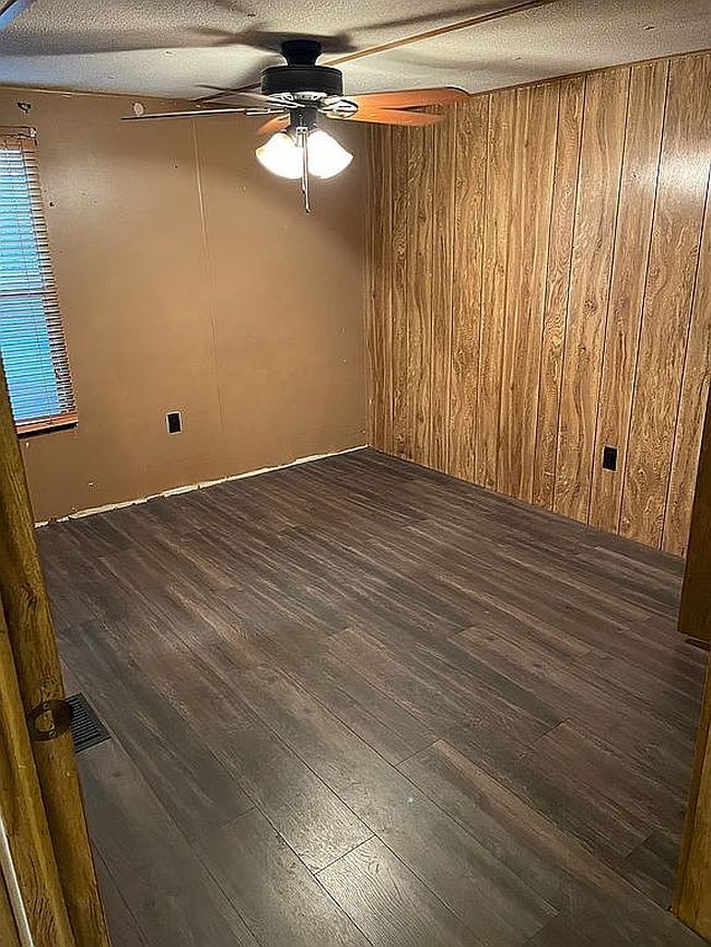 Photo of 7034 Executive Cir, Denver, NC