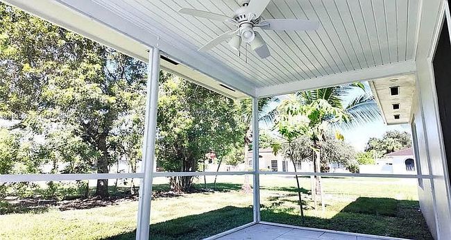 Additional photo 3 of property located at 27510 Sw 162nd Ave