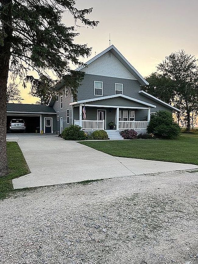 Photo of 856 570th St, Storm Lake, IA
