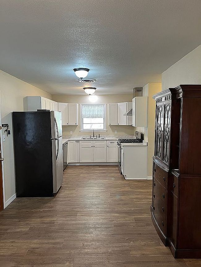 Image of 121 Kaffie Dr