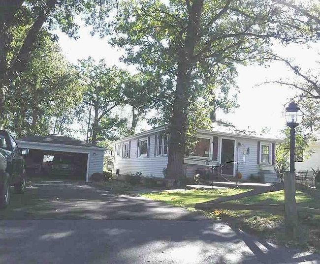 Preview of property located at 14617 Blaine St
