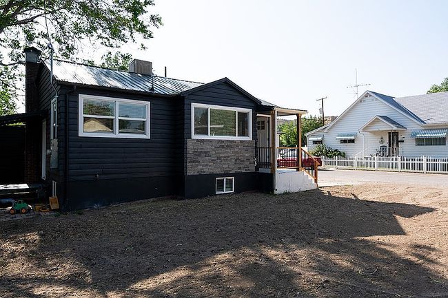 Additional photo 3 of property located at 160 E 300 N