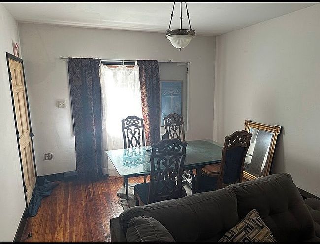 Image of 995 Tonawanda St