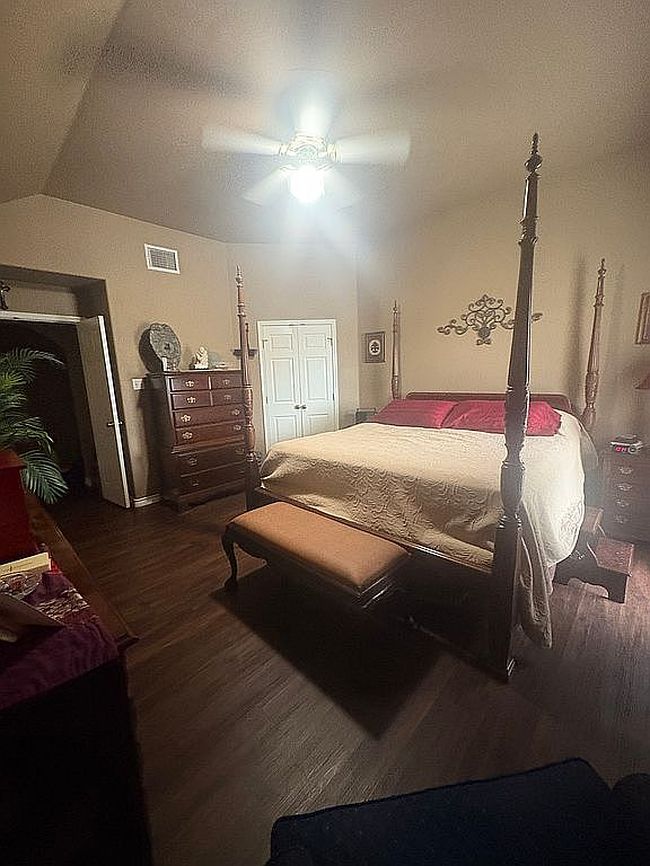 Image of 5937 Bishops Mill Dr