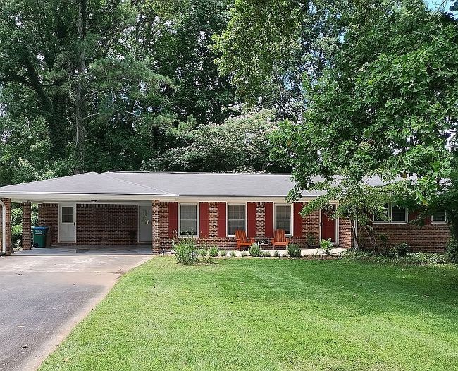 Additional photo 3 of property located at 481 Little John Dr