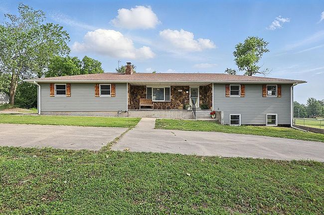 Photo of 16537 Isis Rd, Carthage, MO