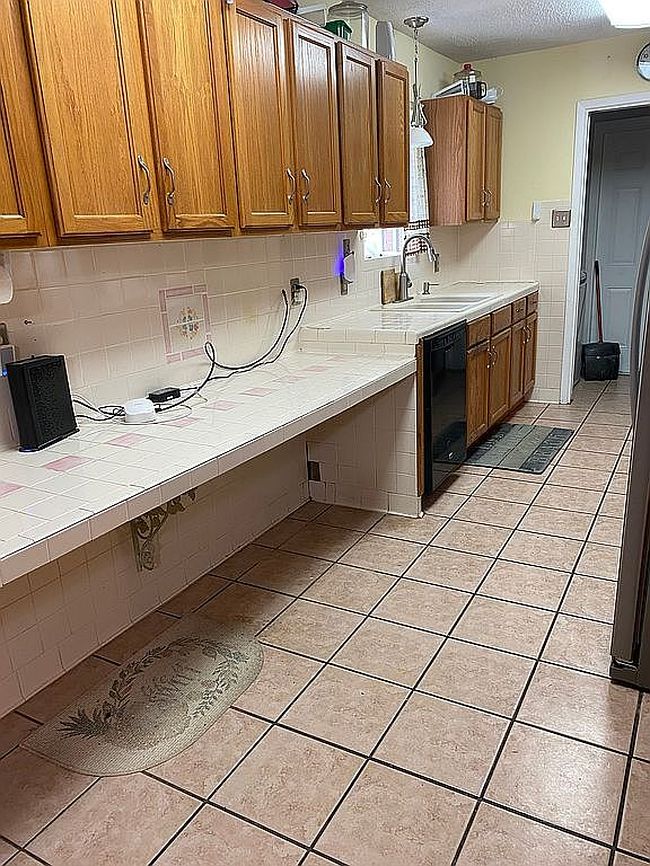 Photo of 1637 Sandalwood Dr, Corpus Christi, TX