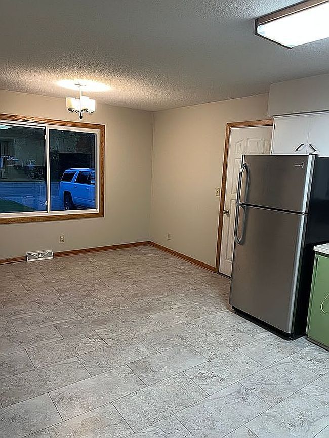 Additional photo 1 of property located at 305 Euclid Ave