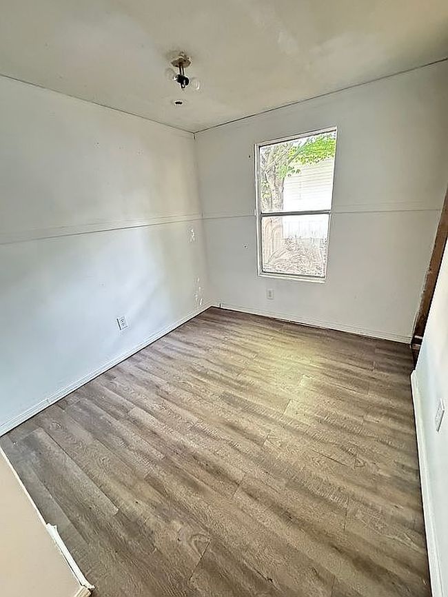 Additional photo 1 of property located at 3410 Wendy St