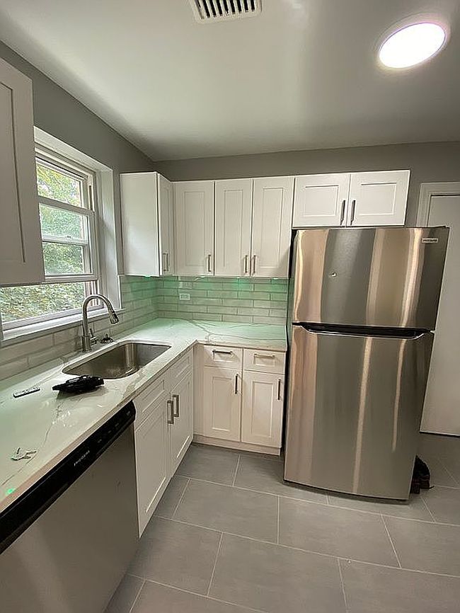 Image of 520 Michigan Ave Apt 3E