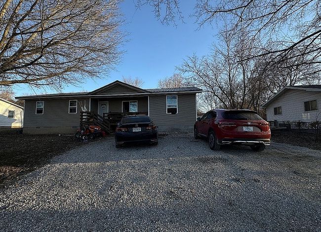 Image of 217 E Miller St