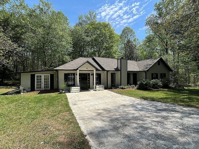 Image of 81 Shore Dr