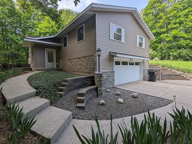 Image of 8339 Childsdale Ave Ne