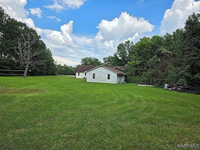 Photo of 10675 Rucker Rd, Elmore, AL