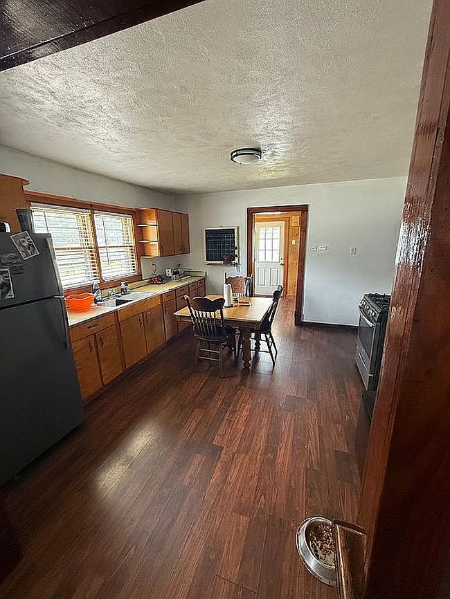 Photo of 801 Mason St, Tovey, IL