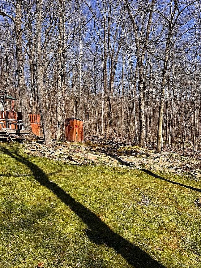 Image of 10080 Brookside Rd