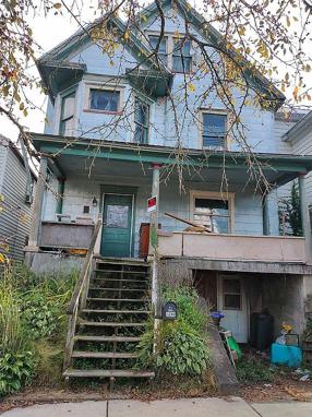 Preview of property located at 1241 Otter St