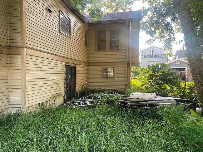 Image of 1925 S Dupre St