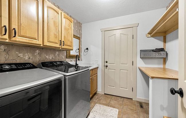 Image of 44 Windward Loop