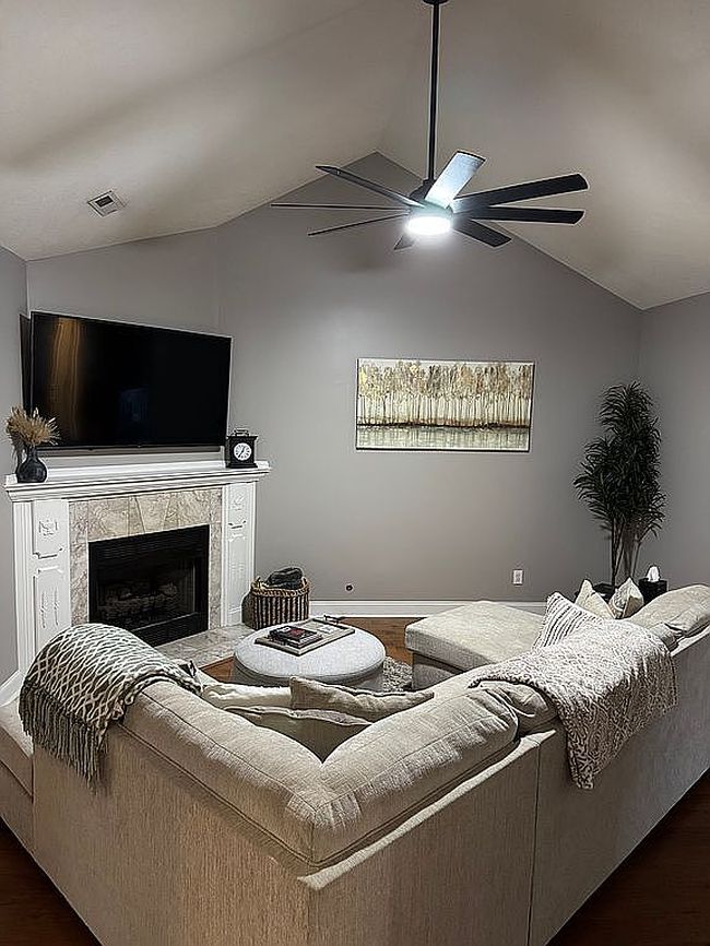 Photo of 7524 School View Way