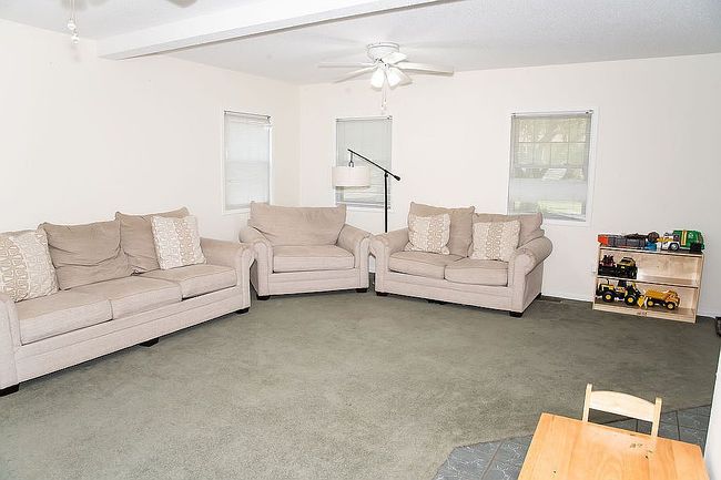 Photo of 821 E Highland Ave, Ottumwa, IA