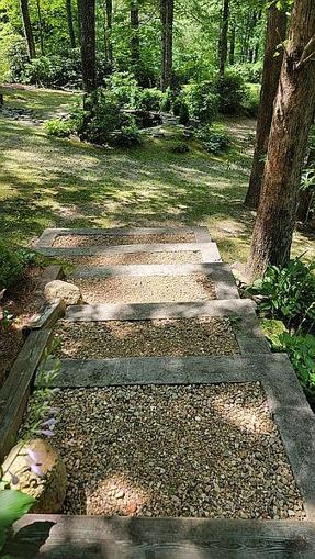 Photo of 8000 Leafy Way Rd, Linville Falls, NC