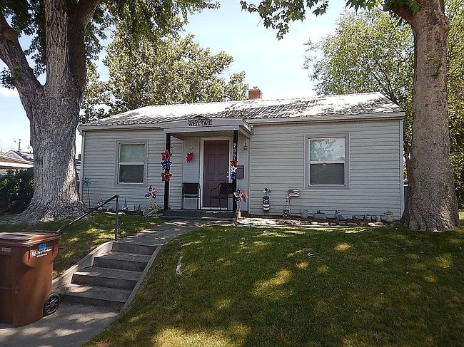 Preview of property located at 709 4th St