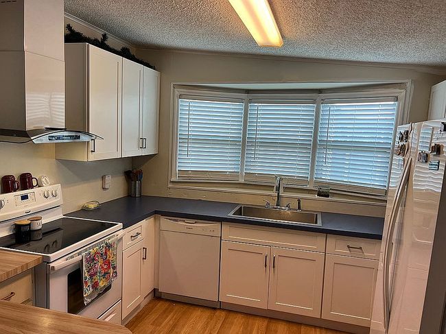 Photo of 520 Lake Cir, Plant City, FL