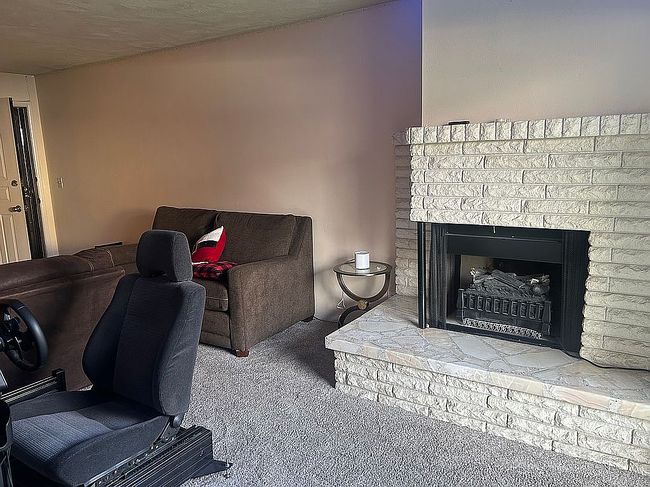 Image of 1371 S Woodruff Ave