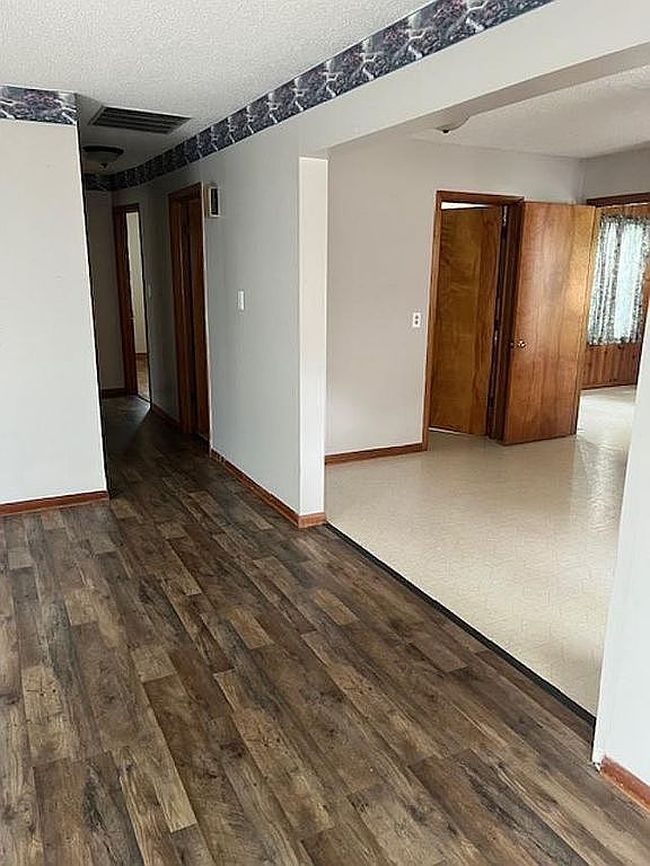 Image of 210 N Madison St