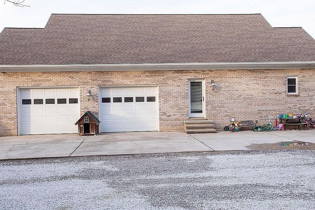 Image of 4930 Temple Hill Rd