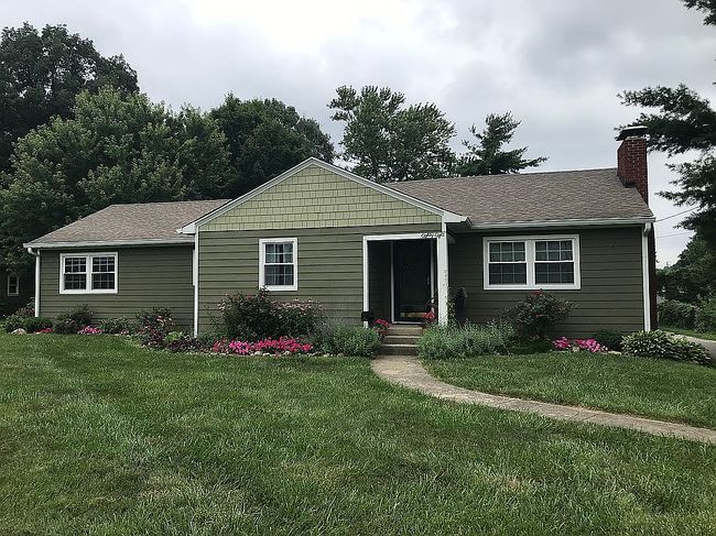 Photo of 88 Morgan St, Mooresville, IN