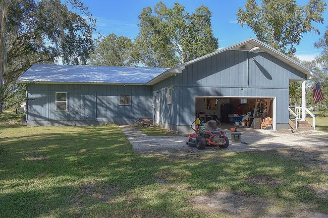 Photo of 43047 Woodland Ln, Callahan, FL