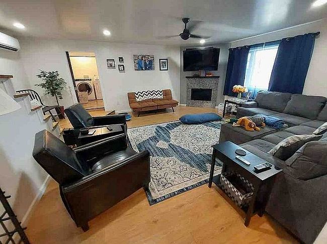 Photo of 165 Hummingbird Ln, Bedford, PA