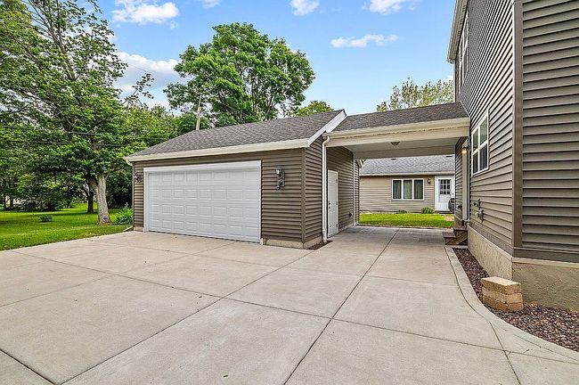 Photo of 123 Henderlong Pkwy, Crown Point, IN